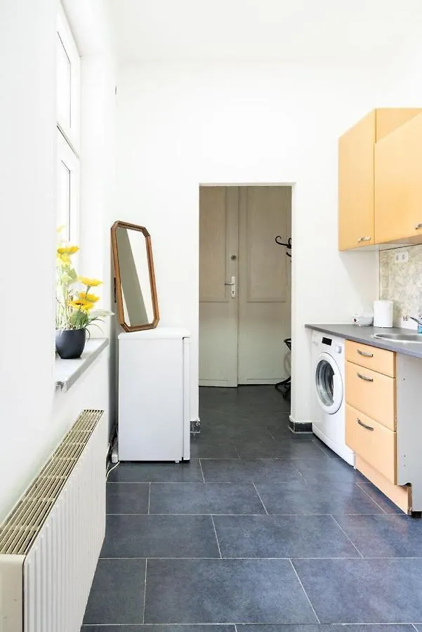 Family Apartment 6P Kr Wien